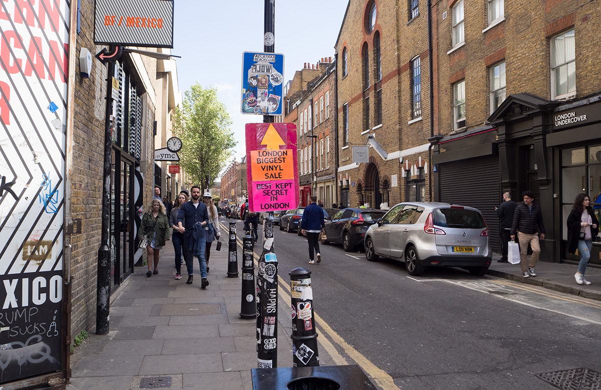 Brick_Lane_Market_Lontoo_2017_Parasta_matkalla_blogi